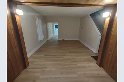 722 Crescent Ave, Ellwood City, PA 16117 - Photo 17