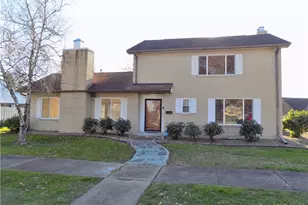 131 Stockton Ave, Uniontown, PA 15401 - Photo 1