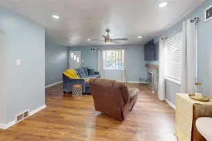 182 Rosewood Dr, Pittsburgh, PA 15235 - Photo 11