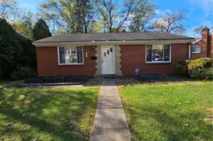 182 Rosewood Dr, Pittsburgh, PA 15235 - Photo 1