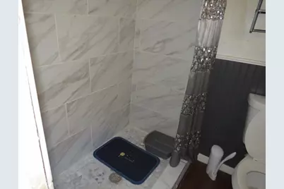 648 S 6th St, Jeannette, PA 15644 - Photo 27