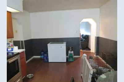 648 S 6th St, Jeannette, PA 15644 - Photo 25