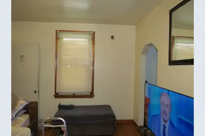 648 S 6th St, Jeannette, PA 15644 - Photo 11