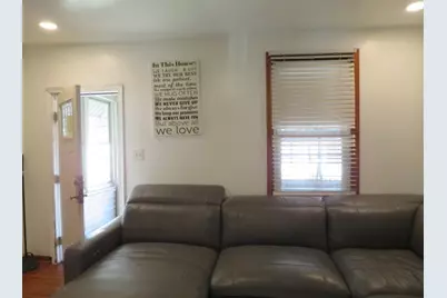 648 S 6th St, Jeannette, PA 15644 - Photo 17