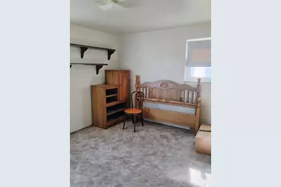 227 Parklane Dr, North Braddock, PA 15104 - Photo 11