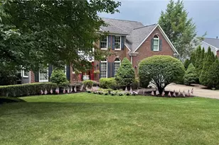 1800 Scarlett Dr, Pittsburgh, PA 15241 - Photo 1