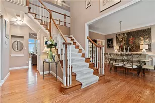 1800 Scarlett Dr, Pittsburgh, PA 15241 - Photo 3
