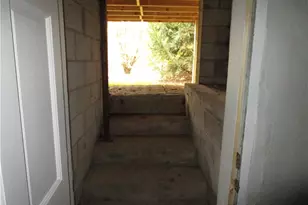 2019 Parkdale Ave, Hermitage, PA 16148 - Photo 23