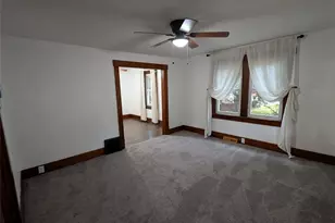 2019 Parkdale Ave, Hermitage, PA 16148 - Photo 7