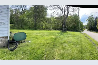 1746 Grange, Charleroi Boro, PA 15022 - Photo 11