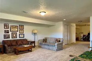 624 Setter Ln, Jefferson Hills, PA 15025 - Photo 33