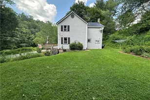 944 Van Gorder Mill Rd, Perry Township, PA 16117 - Photo 7