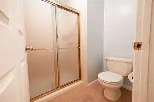 304 Alamo Dr, Pittsburgh, PA 15241 - Photo 27