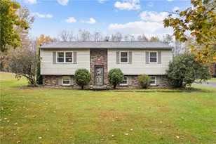 1010 Bonniebrook Rd, Oakland Township, PA 16002 - Photo 1