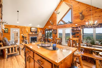 5164 Lincoln Hwy, Quemahoning Township, PA 15563 - Photo 9