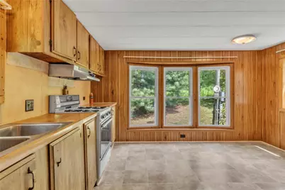 320 Pheasant Drive, Connoquenessing Township, PA 16033 - Photo 9