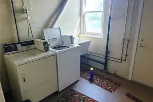 201 Amabell St, Pittsburgh, PA 15211 - Photo 9