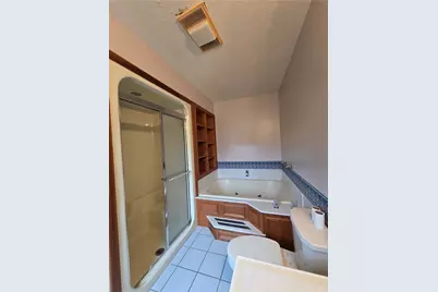 205 Hamburg Rd, Hempfield Township, PA 16125 - Photo 11