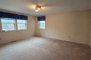 205 Hamburg Rd, Hempfield Township, PA 16125 - Photo 23