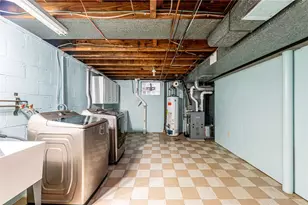 260 Hillary Dr, Pittsburgh, PA 15147 - Photo 37