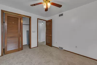 1065 Tuscarawas Rd, Brighton Township, PA 15009 - Photo 17