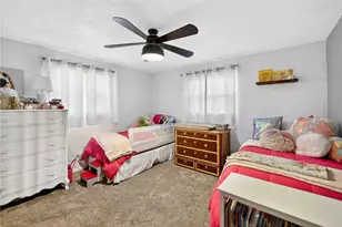 5184 S Carterton Dr, Hampton, PA 15044 - Photo 17