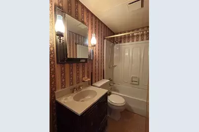 1010 4th St, Baden, PA 15005 - Photo 9