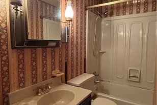 1010 4th St, Baden, PA 15005 - Photo 9