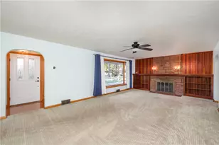 686 Christy, Hermitage, PA 16148 - Photo 5