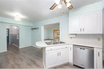 686 Christy, Hermitage, PA 16148 - Photo 13