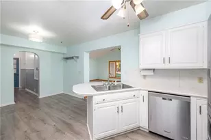 686 Christy, Hermitage, PA 16148 - Photo 13