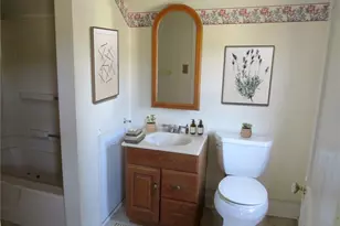 207 N Main St, Houston, PA 15342 - Photo 21