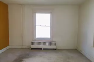 207 N Main St, Houston, PA 15342 - Photo 7