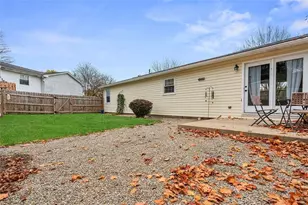 248 Laddie Dr, Canton Township, PA 15301 - Photo 5