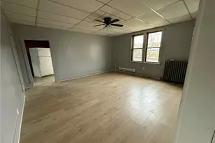 24 W Church St, Fairchance, PA 15436 - Photo 19