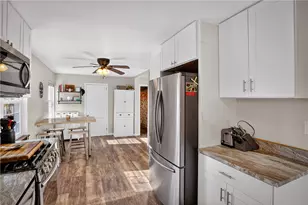 31 Evelyn Dr, Robinson Twp, PA 15108 - Photo 11