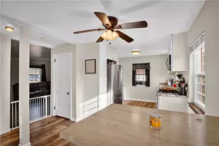 31 Evelyn Dr, Robinson Twp, PA 15108 - Photo 7