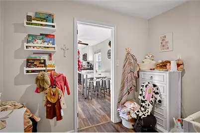 31 Evelyn Dr, Robinson Twp, PA 15108 - Photo 15