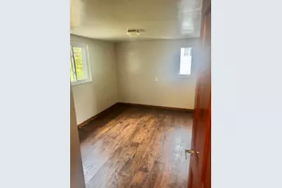 350 Wylie Ave #1, Clairton, PA 15025 - Photo 3