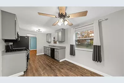 177 Walden Way, Imperial, PA 15126 - Photo 7