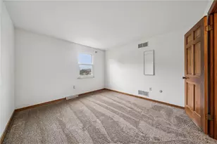 214 Ridgeview Dr, Pittsburgh, PA 15090 - Photo 31