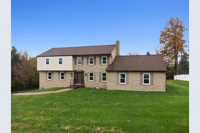 214 Ridgeview Dr, Pittsburgh, PA 15090 - Photo 1