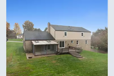 214 Ridgeview Dr, Pittsburgh, PA 15090 - Photo 35