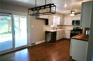 102 McKenzie Dr, Pittsburgh, PA 15235 - Photo 9