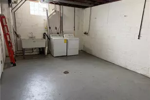 300 Taylor St, North Versailles, PA 15137 - Photo 33