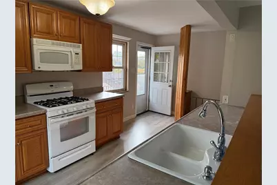 300 Taylor Street, North Versailles, PA 15137 - Photo 11