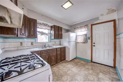 574 State Route 885, Jefferson Hills, PA 15025 - Photo 11