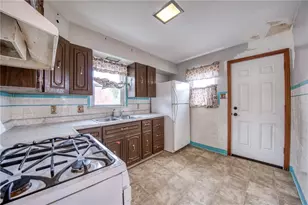 574 State Route 885, Jefferson Hills, PA 15025 - Photo 11