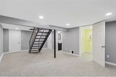 723 Elwell Ave, West Mifflin, PA 15122 - Photo 21