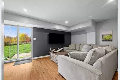 354 Arden Dr, Lancaster Township, PA 16037 - Photo 21